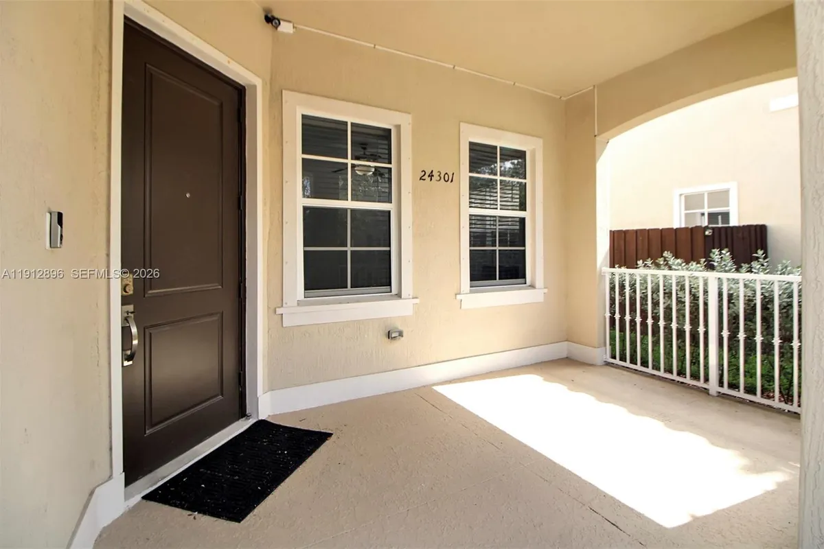 24301 SW 117th Path, Homestead FL 33032