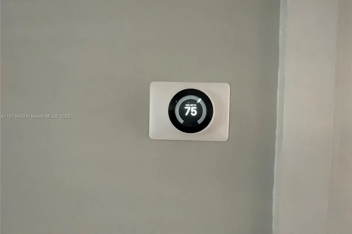 1290 S Military Trl # 411, Deerfield Beach FL 33442