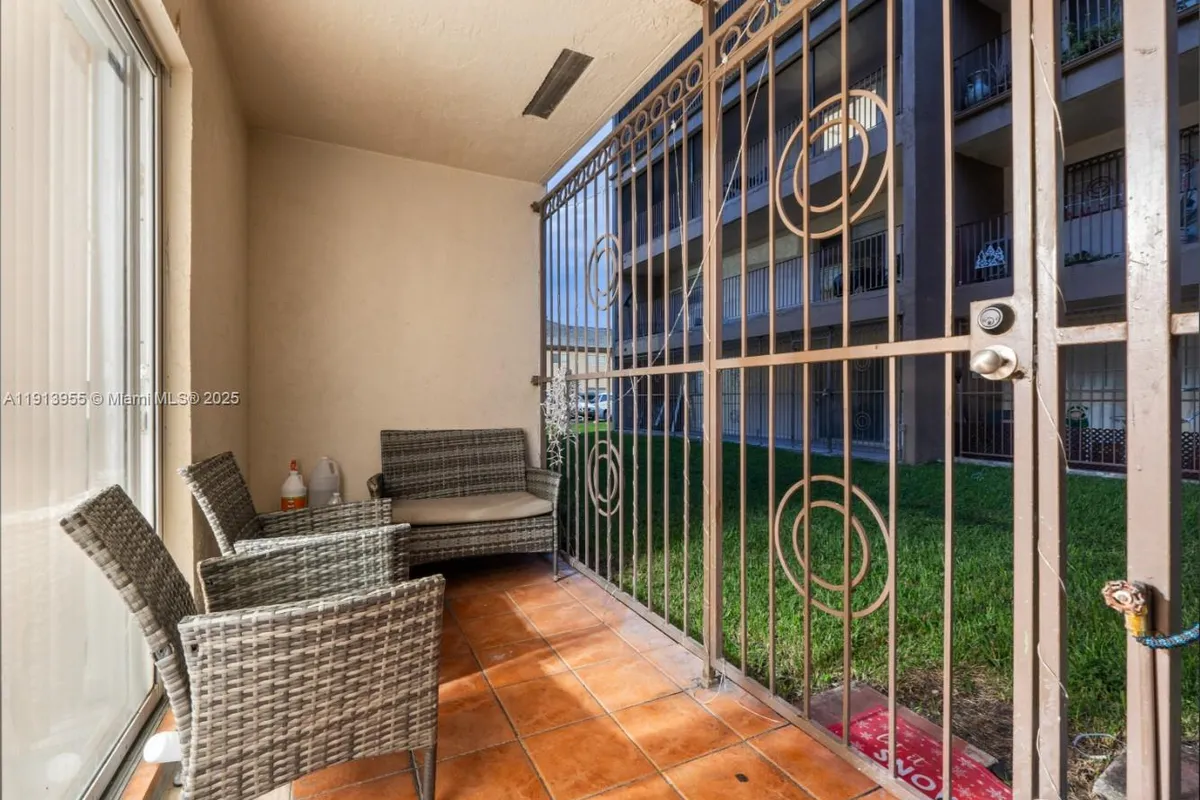 8851 NW 119th St # 2, Hialeah Gardens FL 33018