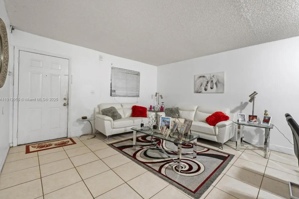 8851 NW 119th St # 2, Hialeah Gardens FL 33018