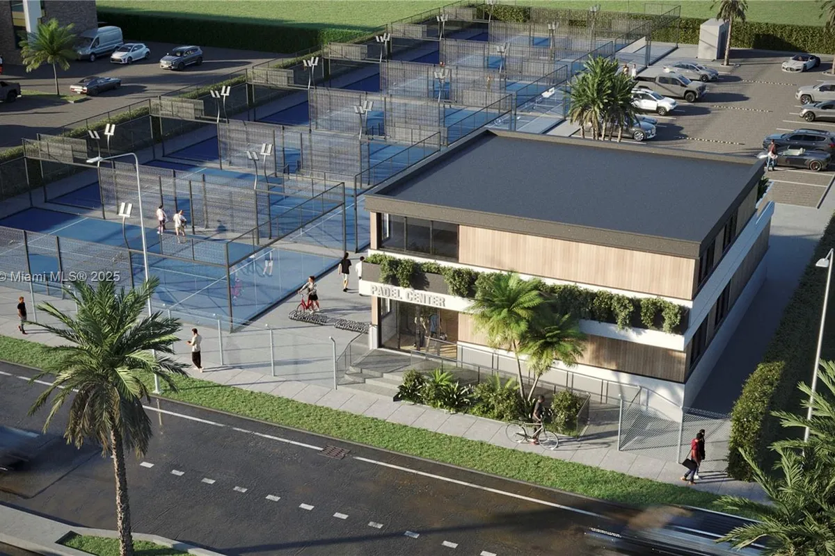 4678 W Hallandale Beach Blvd, Pembroke Park FL 33023