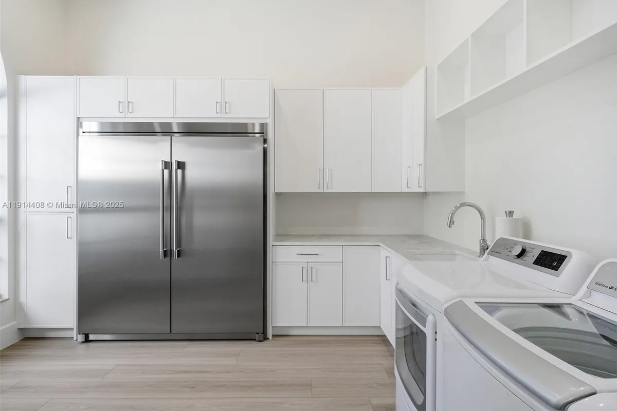 7675 Steeplechase Dr, Palm Beach Gardens FL 33418