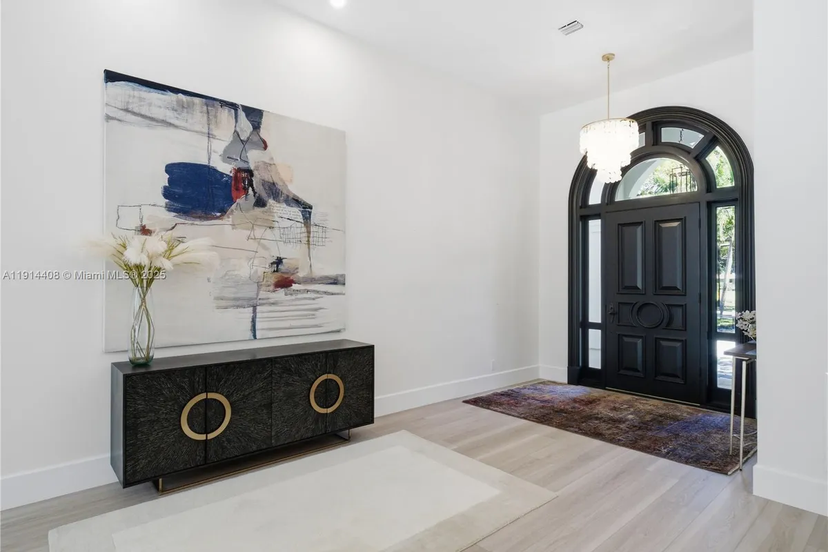 7675 Steeplechase Dr, Palm Beach Gardens FL 33418