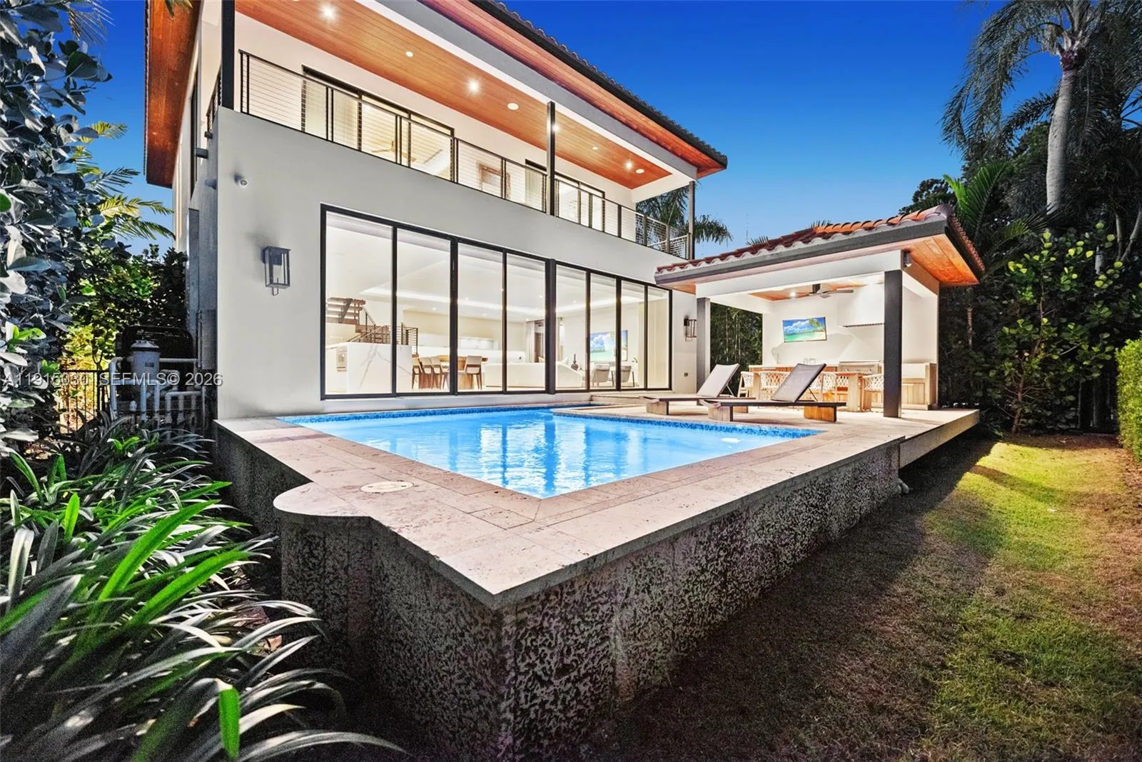 5831 Alton Rd, Miami Beach FL 33140