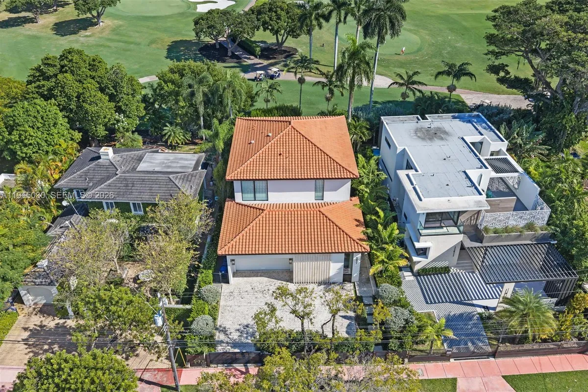 5831 Alton Rd, Miami Beach FL 33140