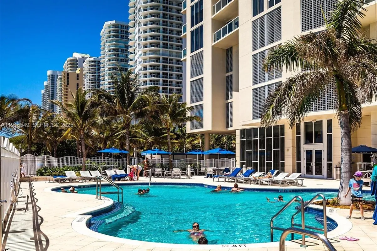16699 Collins Ave # 1105, Sunny Isles Beach FL 33160