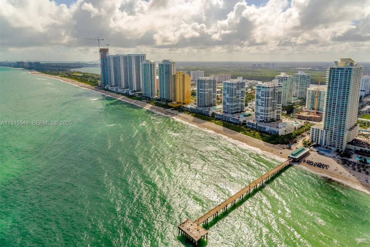 16699 Collins Ave # 1105, Sunny Isles Beach FL 33160