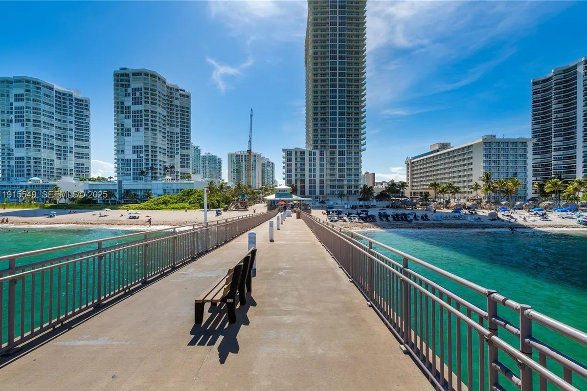 16699 Collins Ave # 1105, Sunny Isles Beach FL 33160