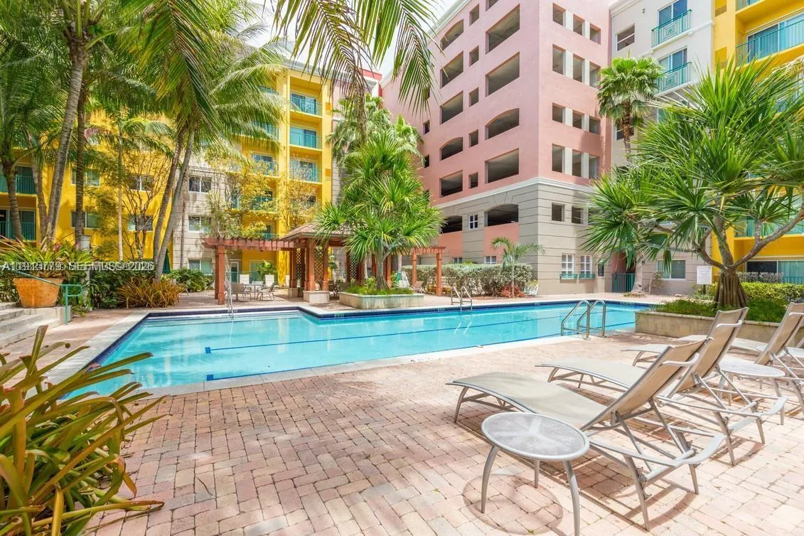 6001 SW 70th St # 115, South Miami FL 33143