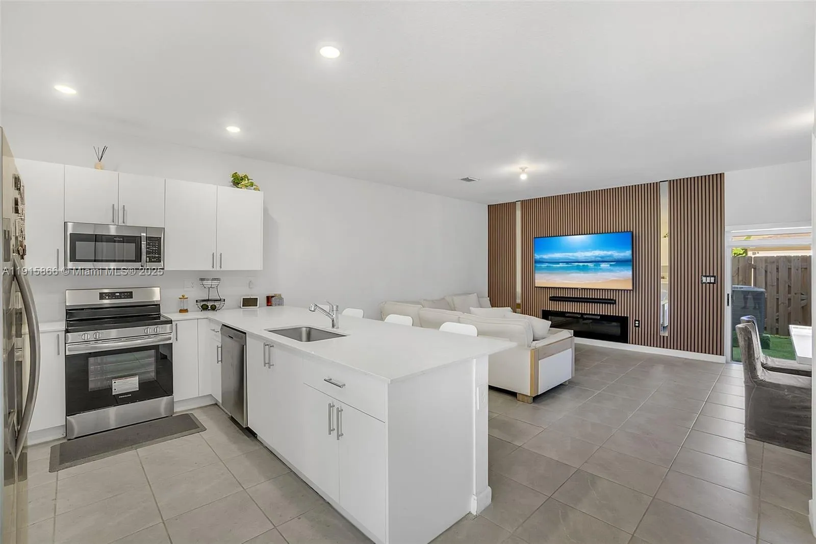 12859 SW 243rd Ter, Homestead FL 33032