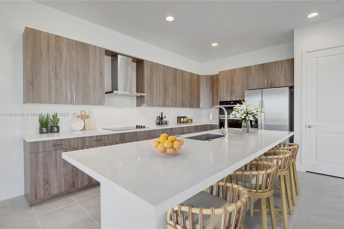 5007 Ofanto Ln, Ave Maria FL 34142