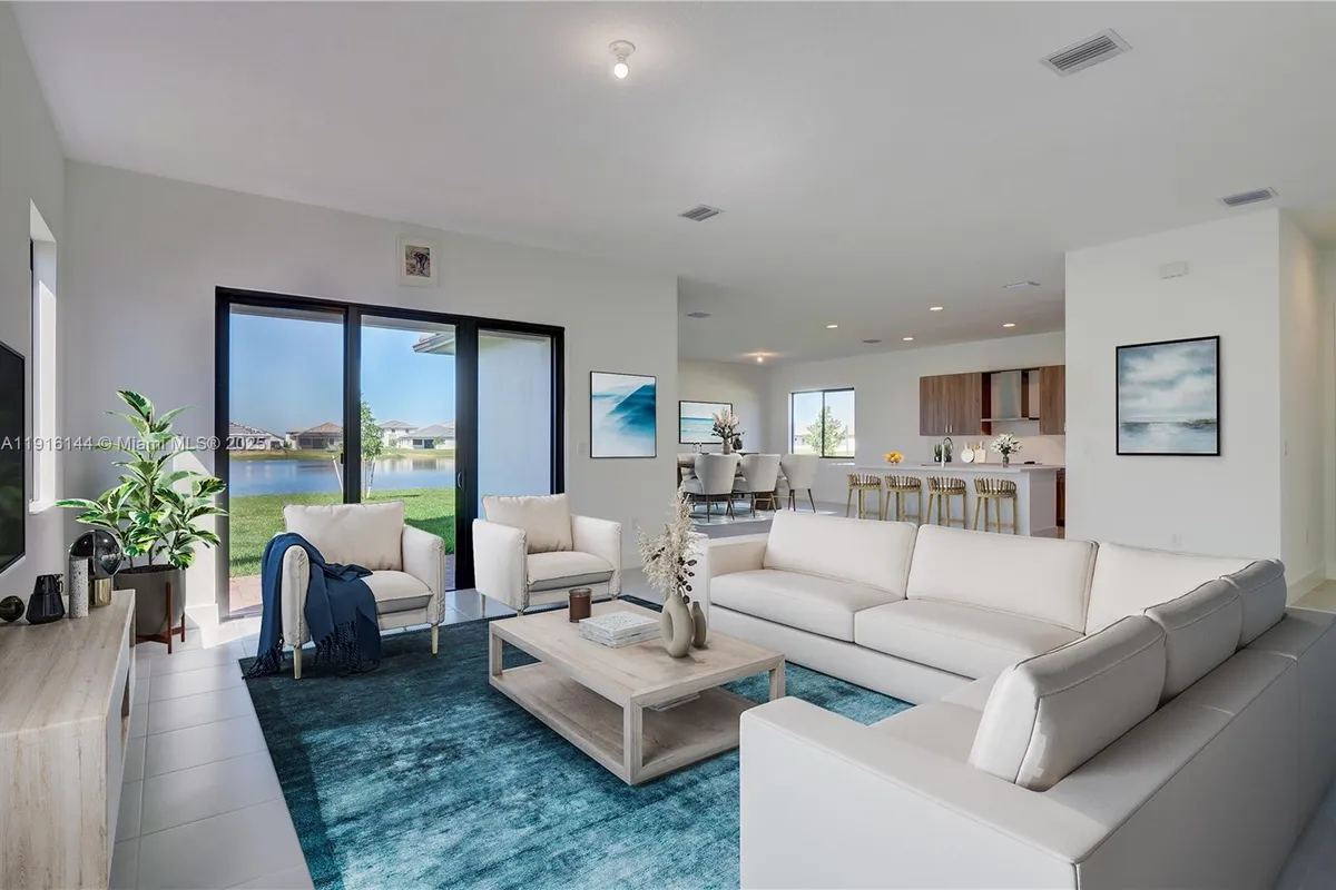 5007 Ofanto Ln, Ave Maria FL 34142