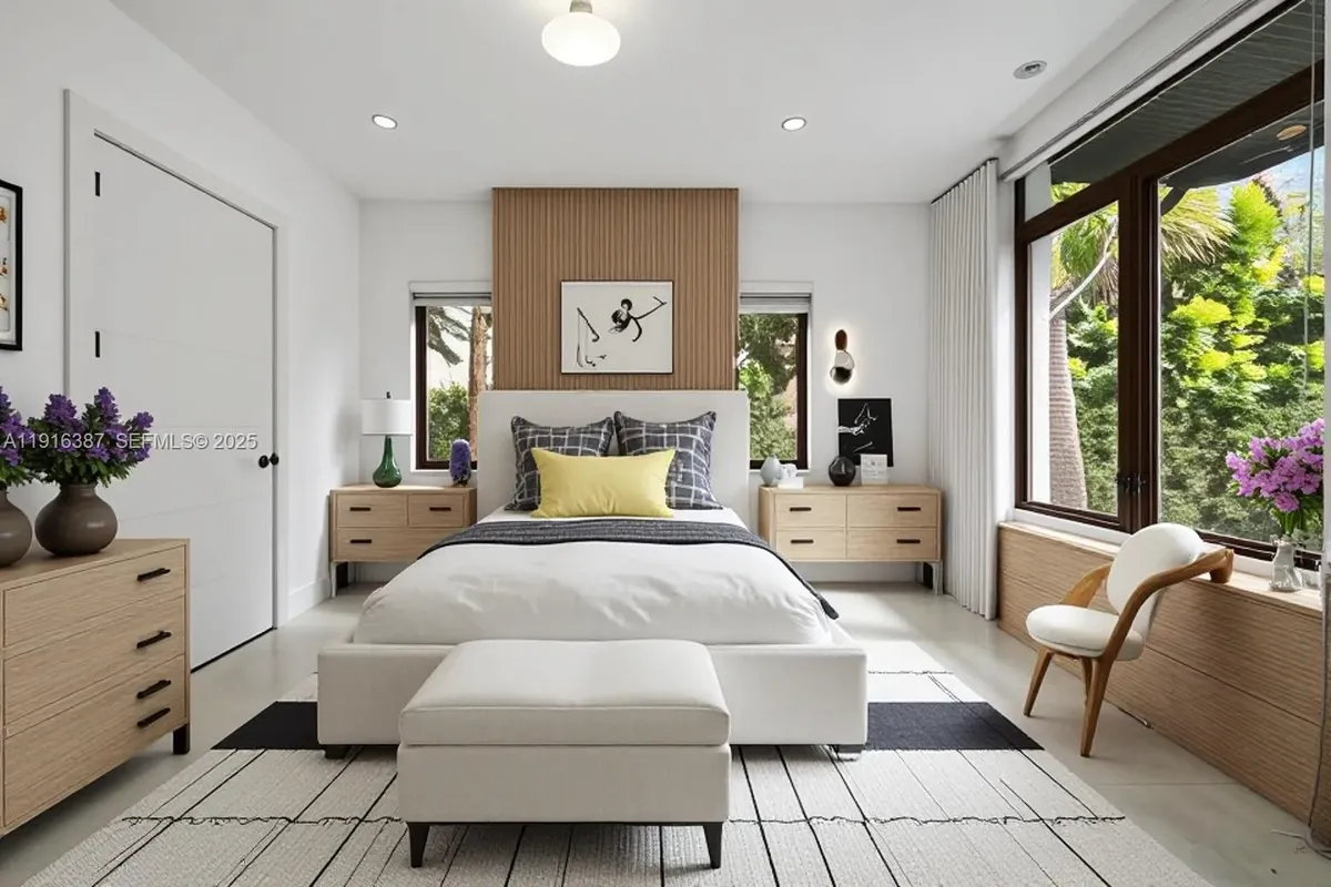 1621 S Bayshore Dr, Miami FL 33133