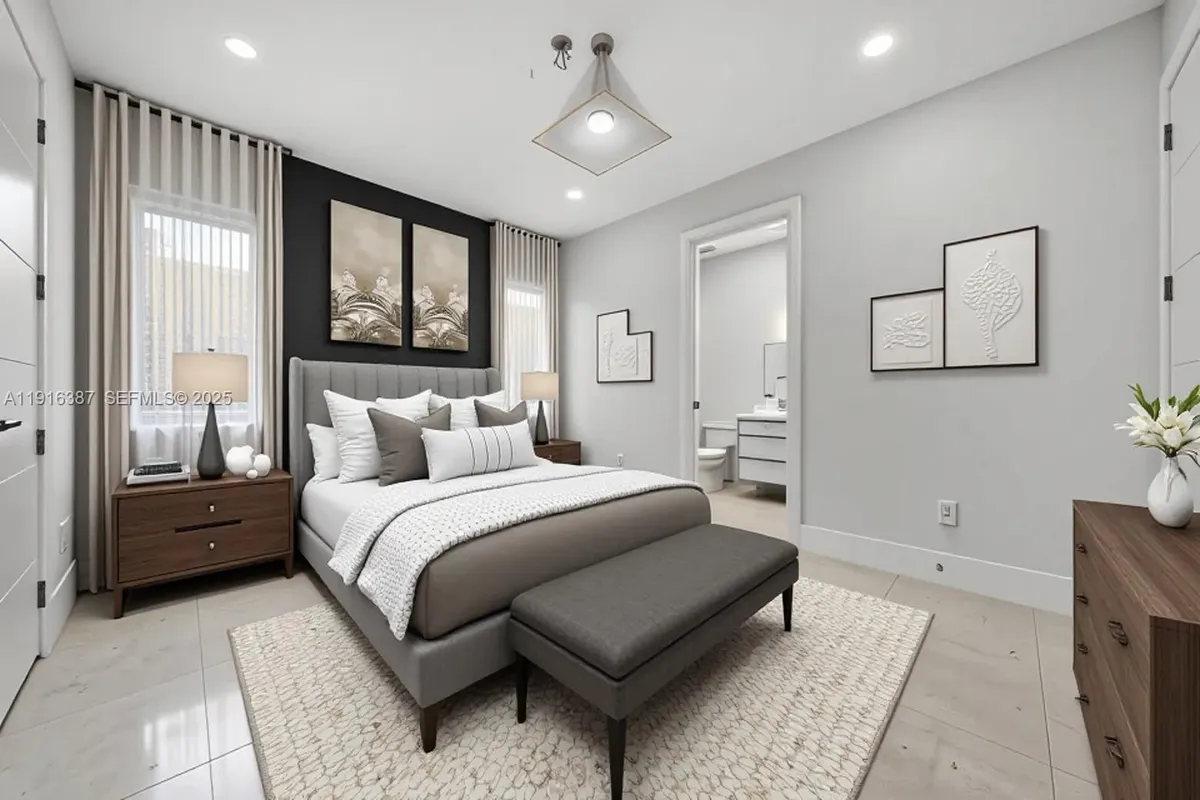 1621 S Bayshore Dr, Miami FL 33133