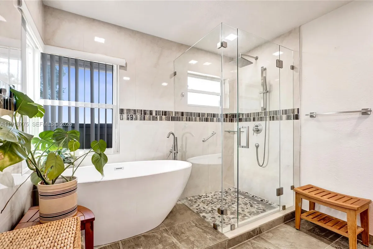 14833 SW 164th Ter, Miami FL 33187