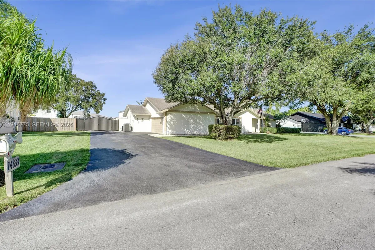 14833 SW 164th Ter, Miami FL 33187
