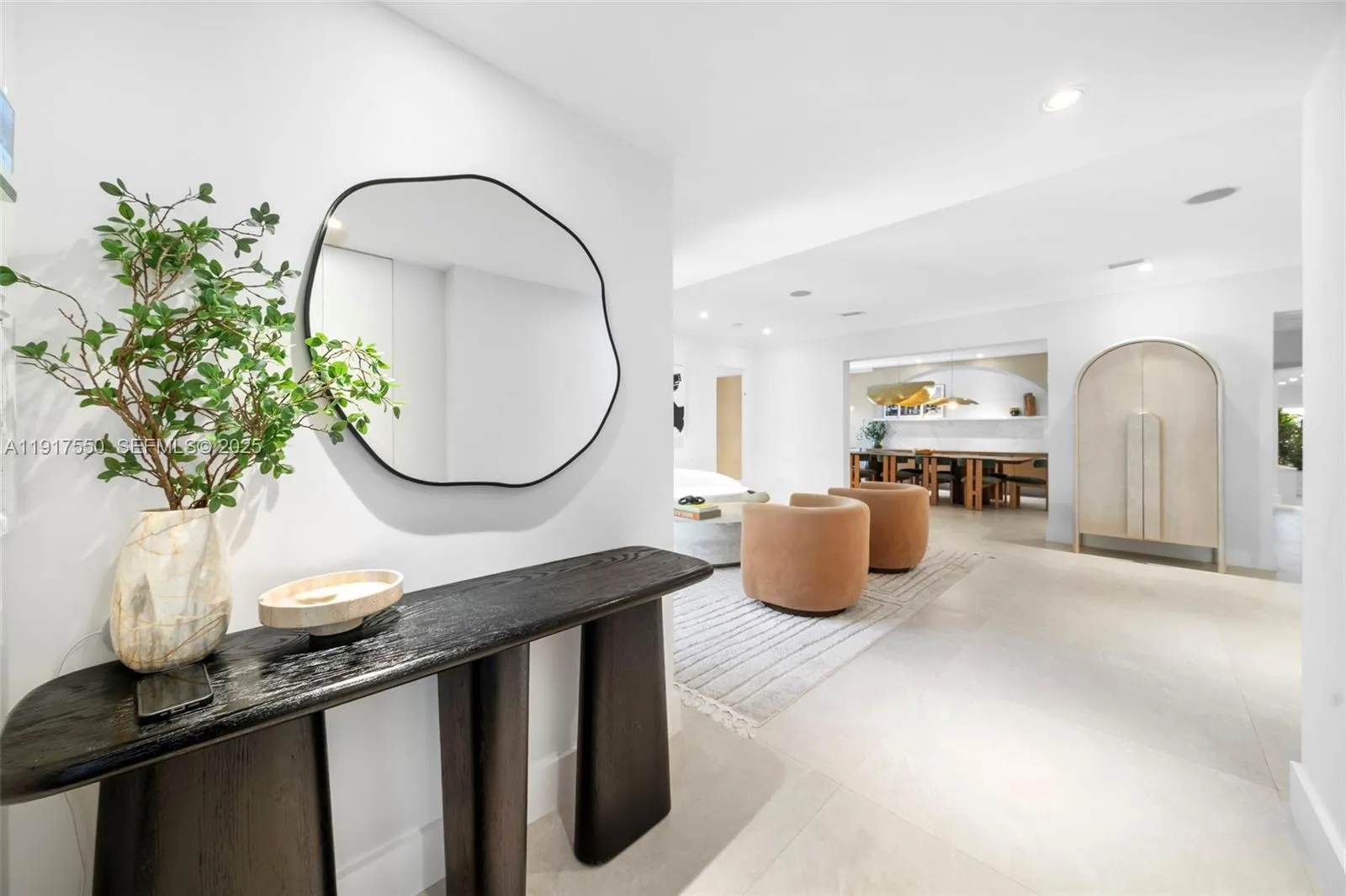 4485 N Jefferson Ave, Miami Beach FL 33140