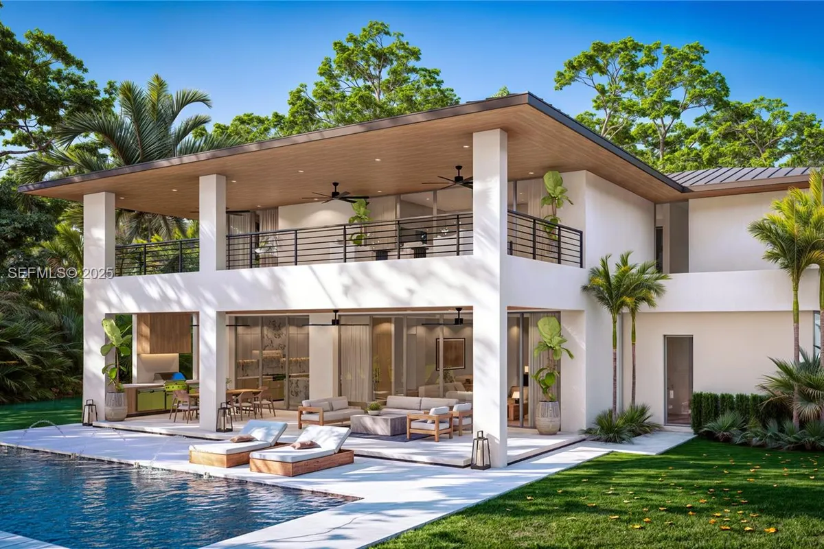 5890 SW 82nd St, South Miami FL 33143