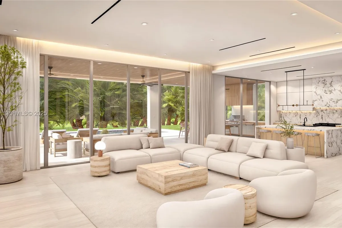 5890 SW 82nd St, South Miami FL 33143