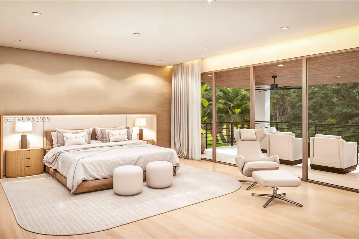 5890 SW 82nd St, South Miami FL 33143