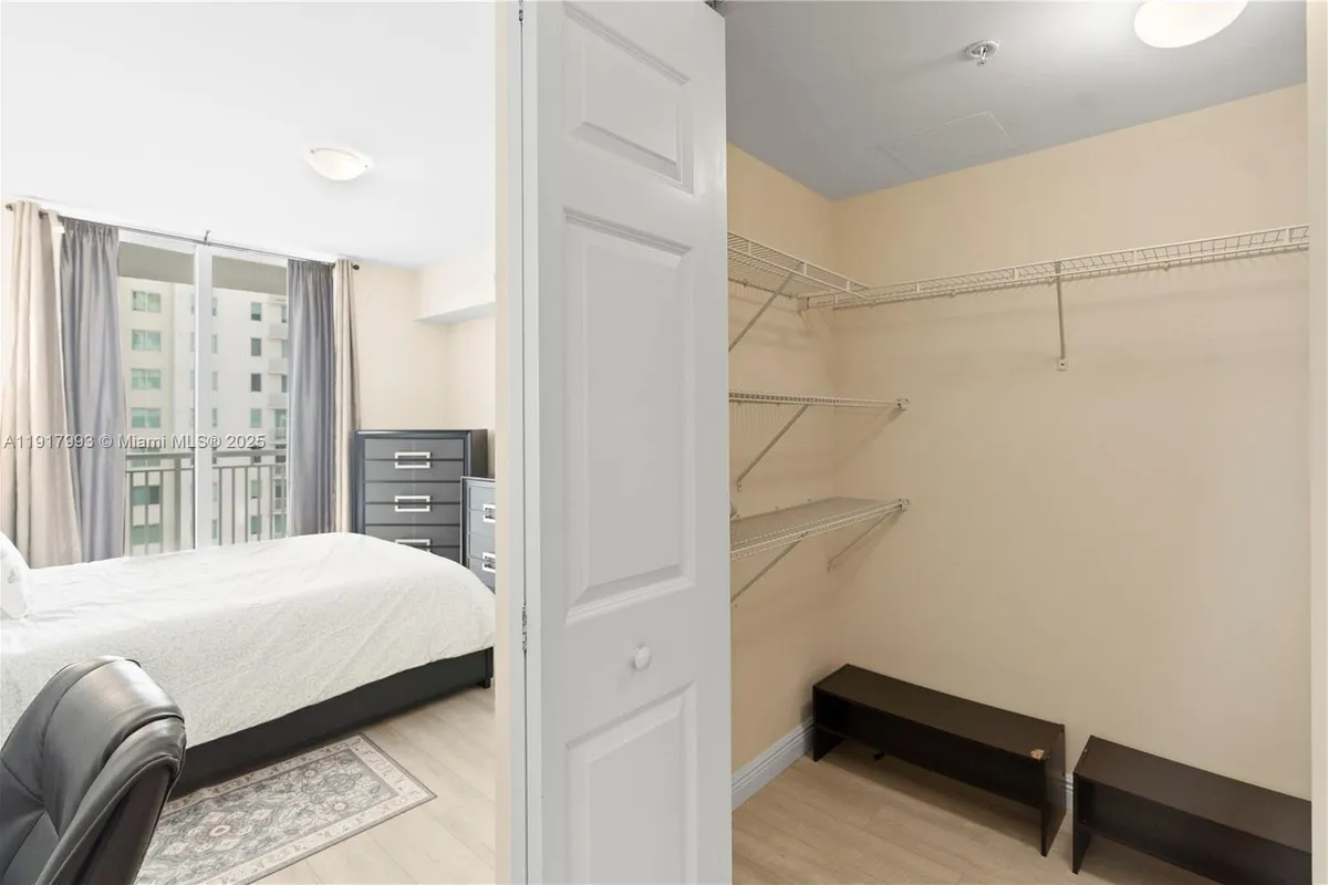 1745 E Hallandale Beach Blvd # 705W, Hallandale Beach FL 33009