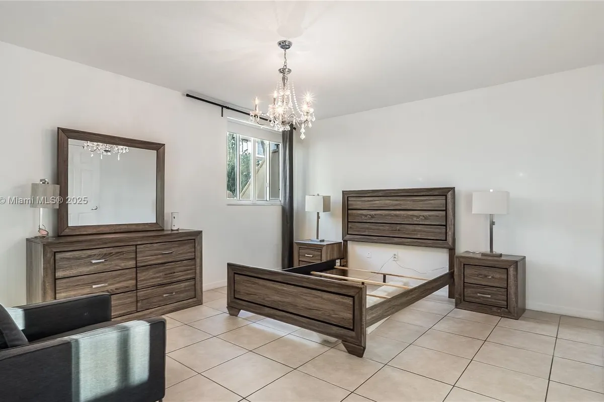 8888 Collins Ave # 103, Surfside FL 33154