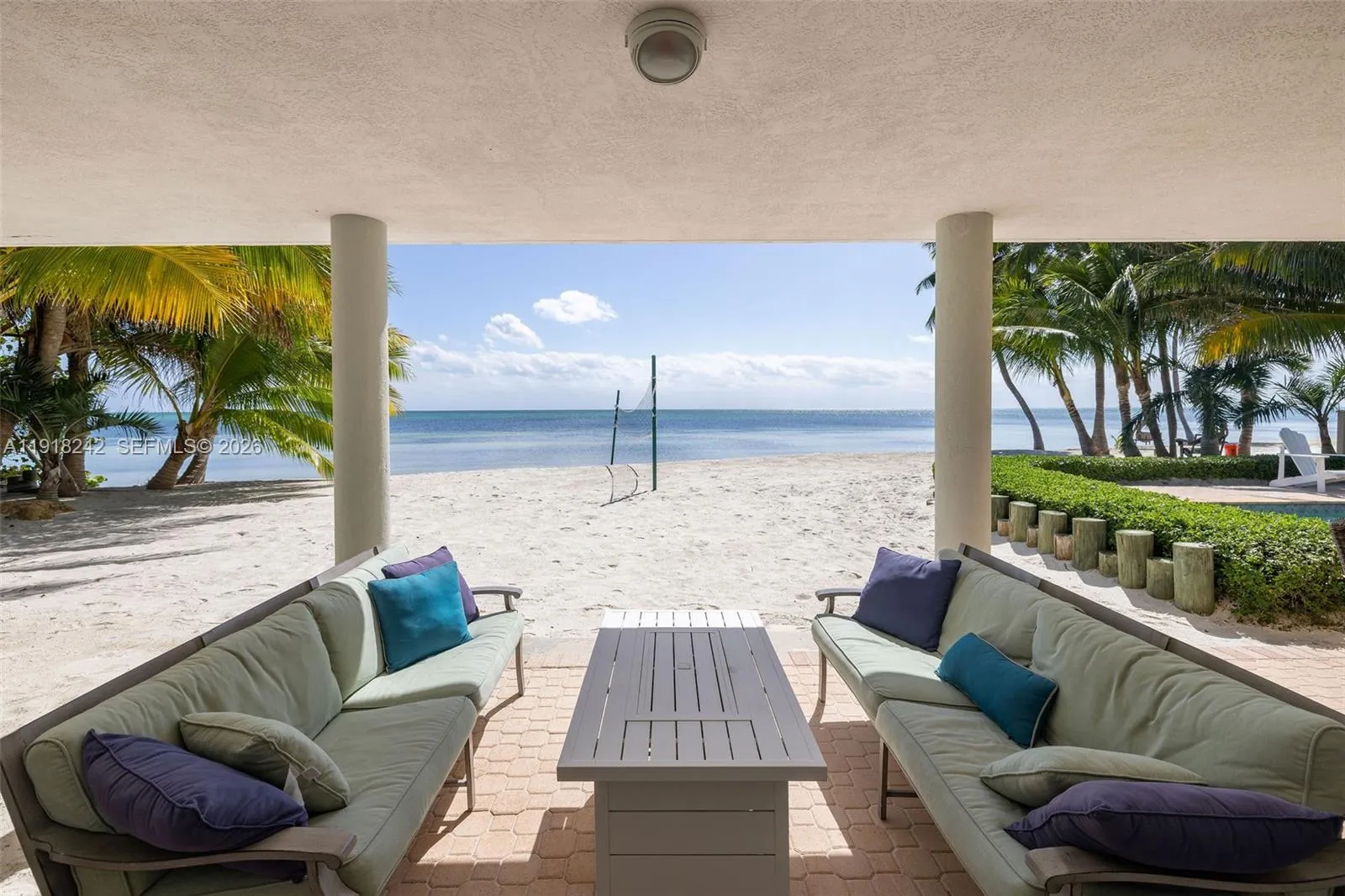 74049 Overseas Hwy, Islamorada FL 33036