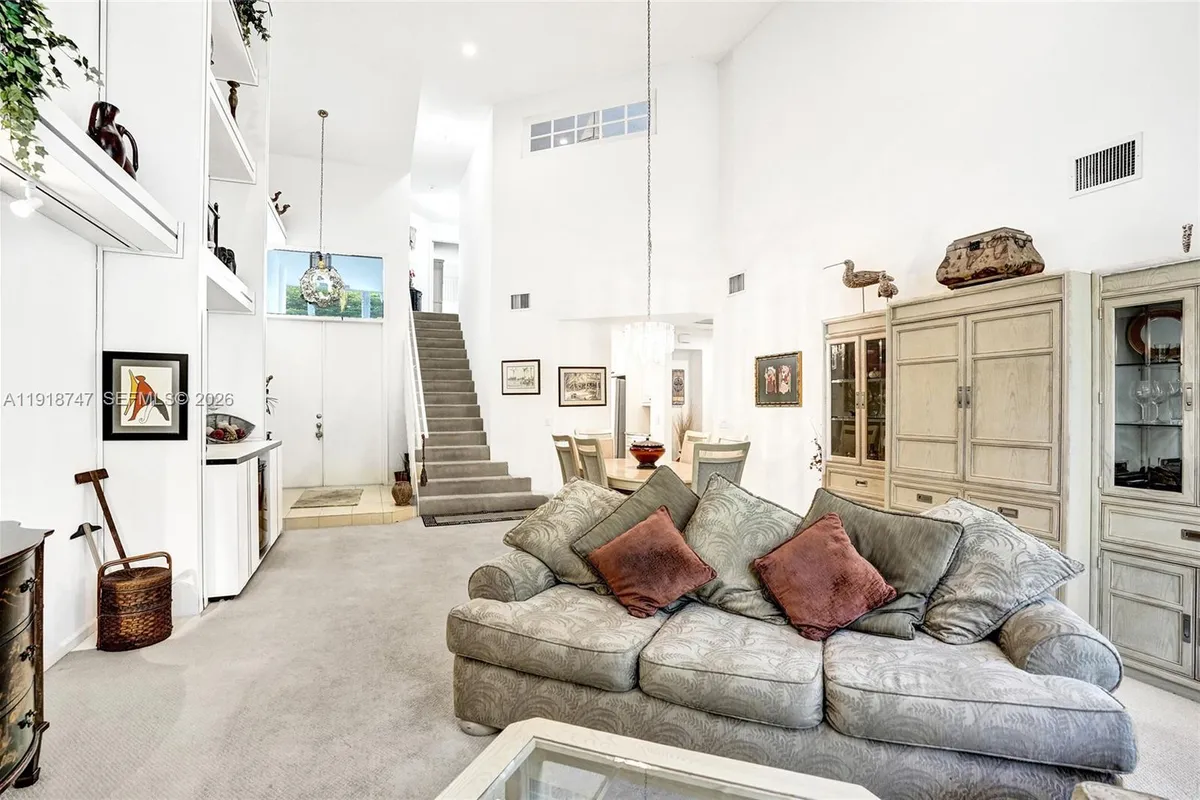 1140 Sand Drift Way # B, West Palm Beach FL 33411