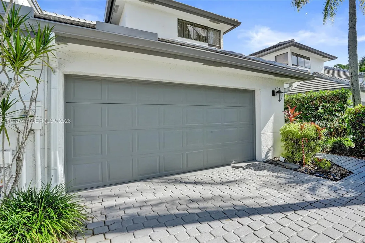 1140 Sand Drift Way # B, West Palm Beach FL 33411