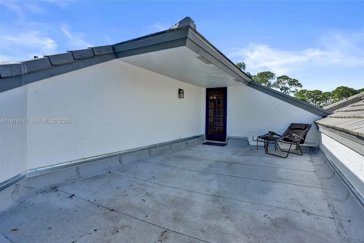 1140 Sand Drift Way # B, West Palm Beach FL 33411