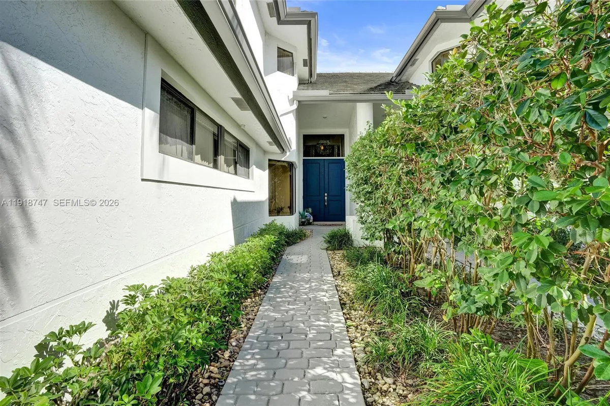 1140 Sand Drift Way # B, West Palm Beach FL 33411