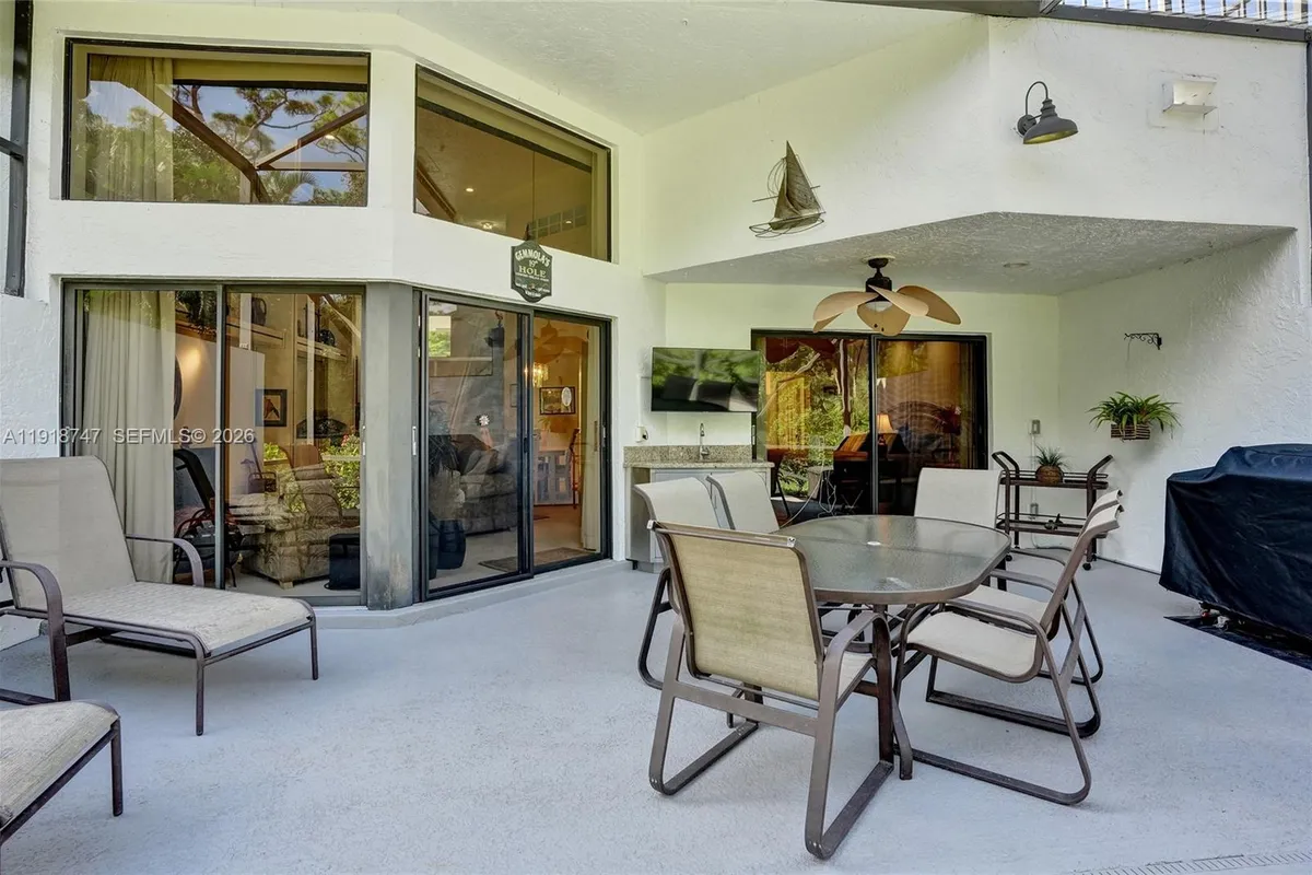 1140 Sand Drift Way # B, West Palm Beach FL 33411