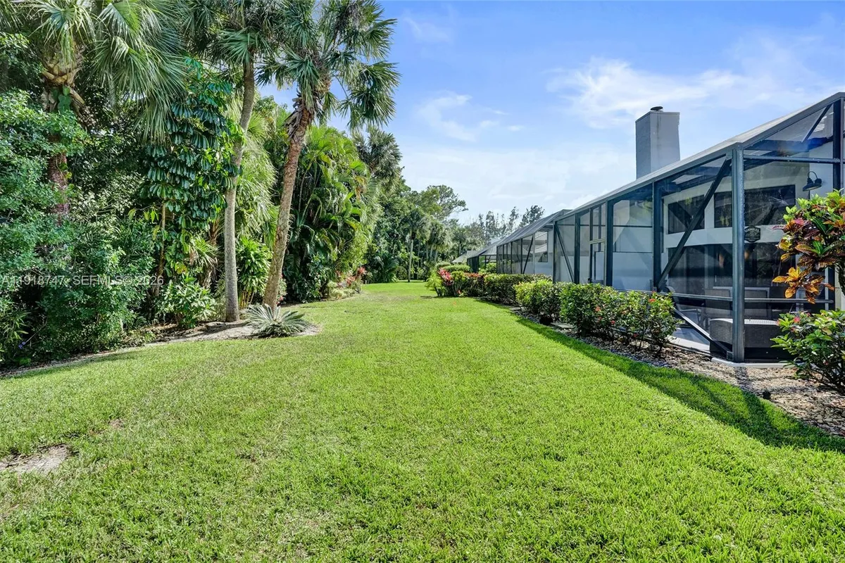 1140 Sand Drift Way # B, West Palm Beach FL 33411