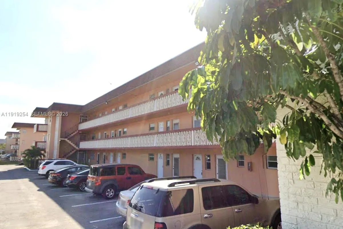 18900 NE 3rd Ct # 531, Miami FL 33179