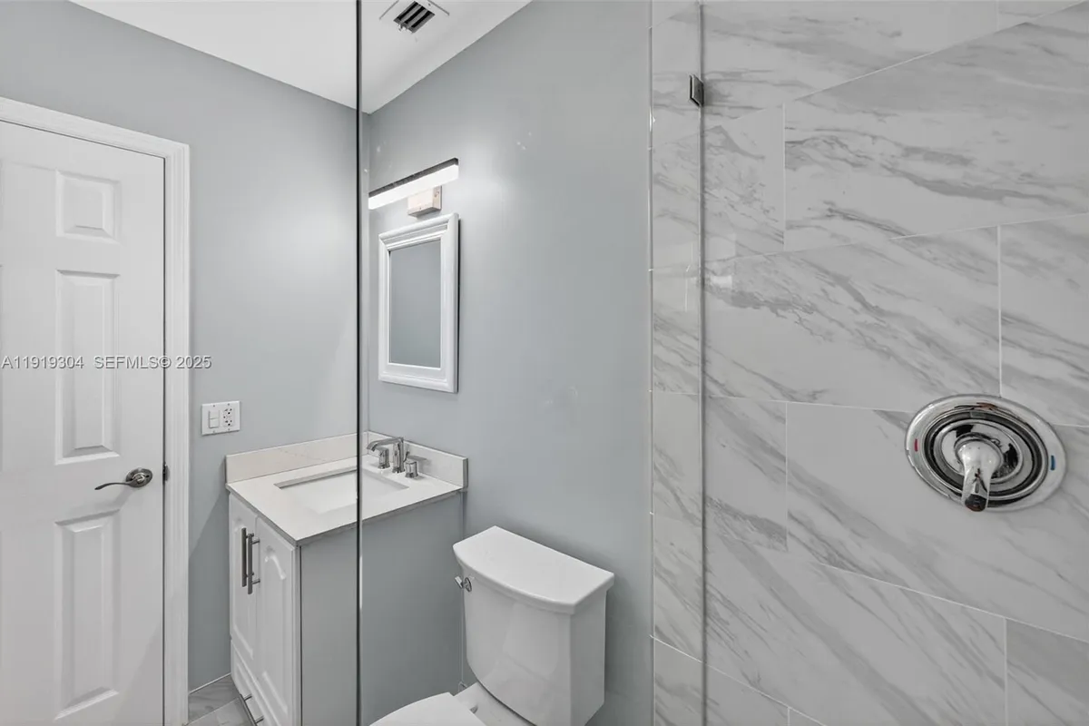 6255 SW 62nd Ct, South Miami FL 33143