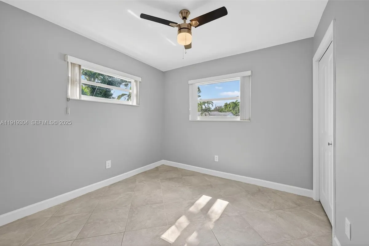 6255 SW 62nd Ct, South Miami FL 33143