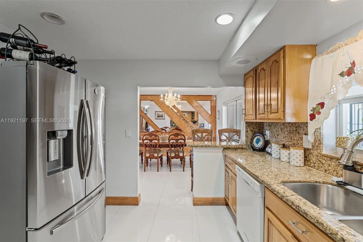 7004 SW 139th Pl, Miami FL 33183