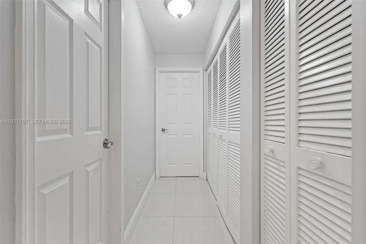 7004 SW 139th Pl, Miami FL 33183