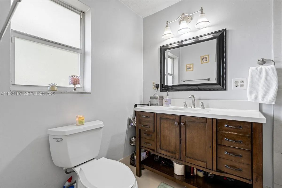 7004 SW 139th Pl, Miami FL 33183