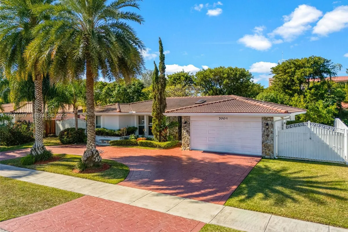 7004 SW 139th Pl, Miami FL 33183