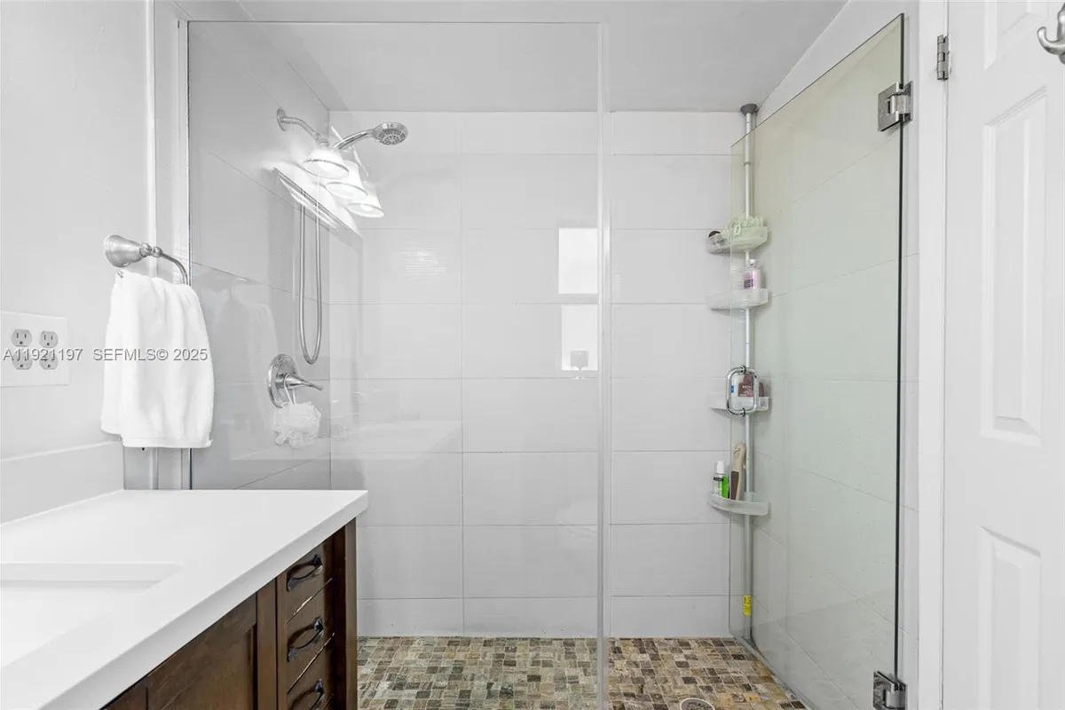 7004 SW 139th Pl, Miami FL 33183