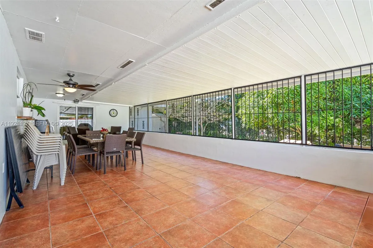 7004 SW 139th Pl, Miami FL 33183