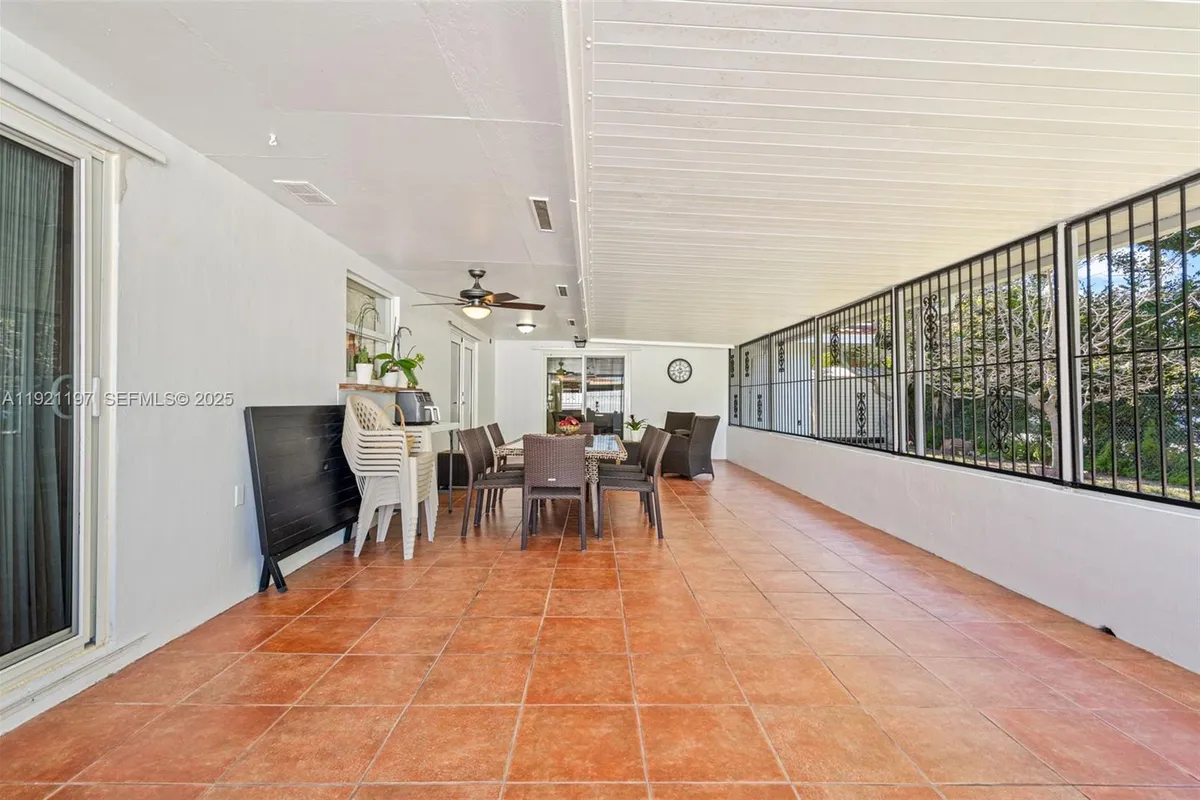 7004 SW 139th Pl, Miami FL 33183