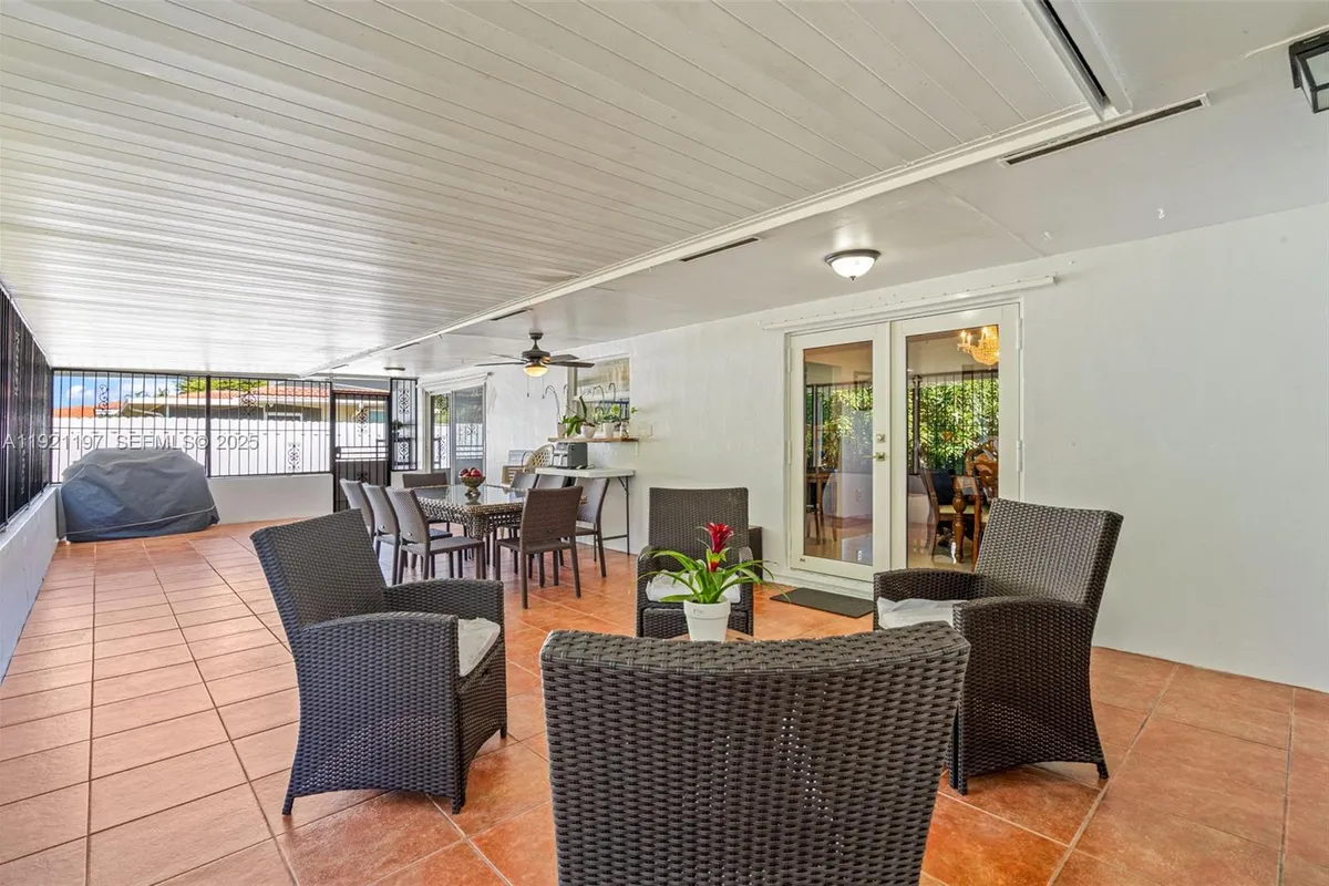 7004 SW 139th Pl, Miami FL 33183