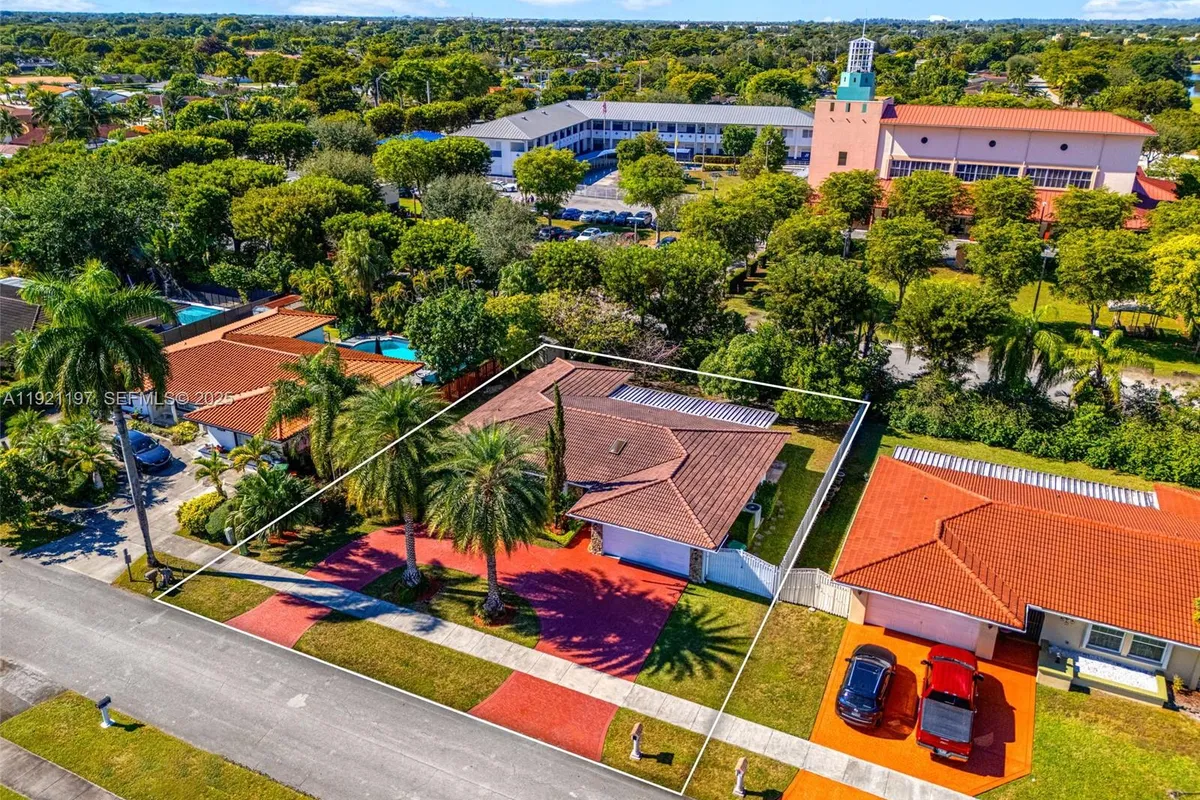 7004 SW 139th Pl, Miami FL 33183