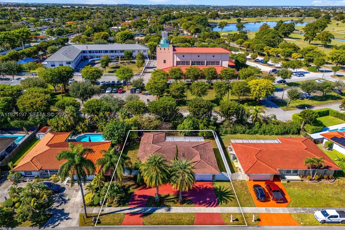 7004 SW 139th Pl, Miami FL 33183