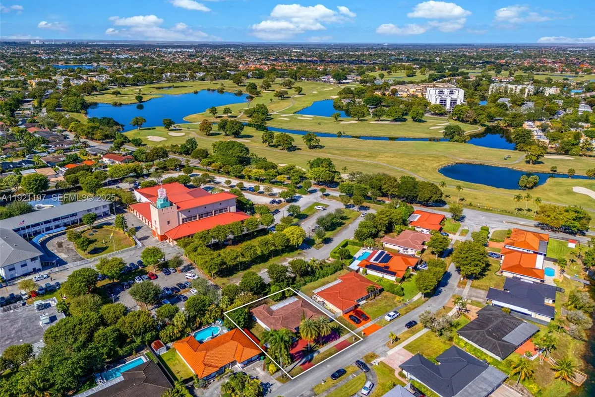 7004 SW 139th Pl, Miami FL 33183