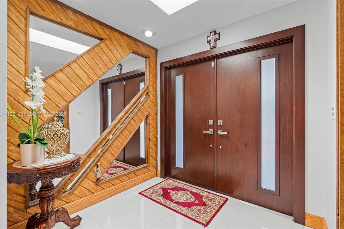 7004 SW 139th Pl, Miami FL 33183