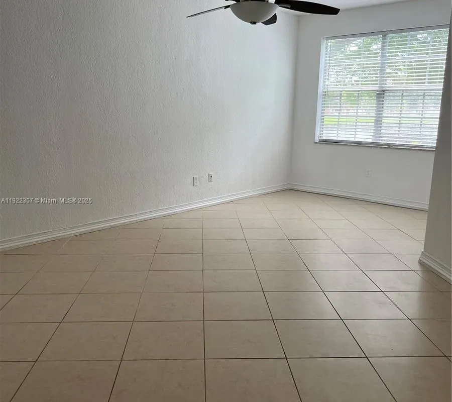 715 SW 148th Ave # 611, Sunrise FL 33325