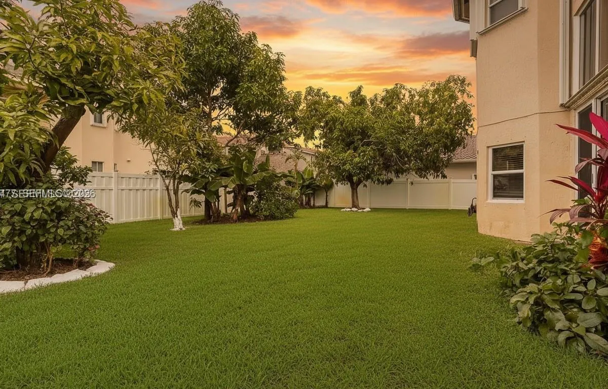 16365 NW 15th St, Pembroke Pines FL 33028